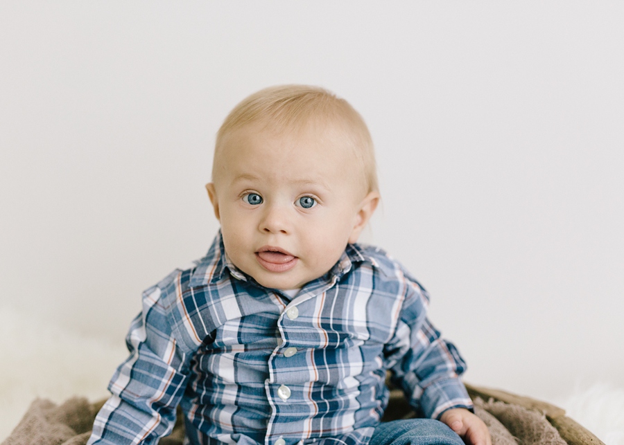 Katie Ballantine Photography, Frederick Maryland Baby Photographer.  Cake smash studio session.  