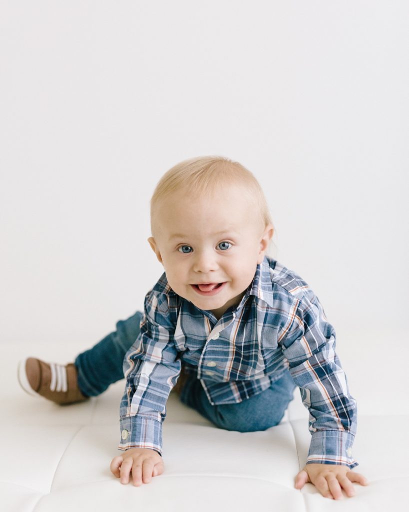 Katie Ballantine Photography, Frederick Maryland Baby Photographer.  Cake smash studio session.  