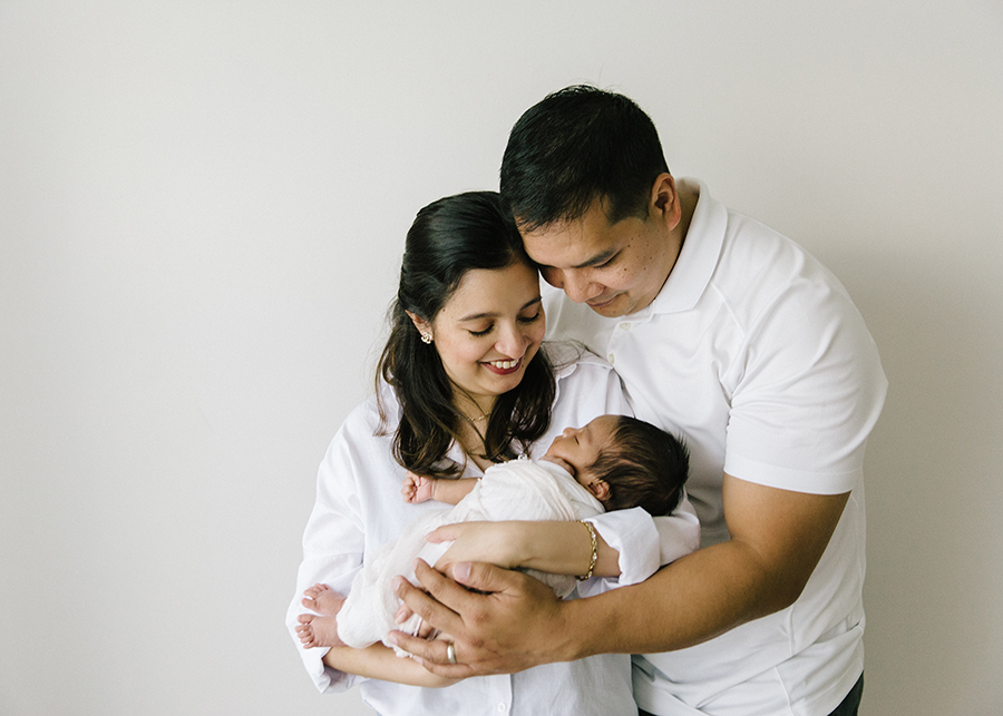 Katie Ballantine Photography. Frederick Maryland Newborn Photographer.  Studio Newborn Photography.  Natural Baby Photographer.  New Market newborn photographer.