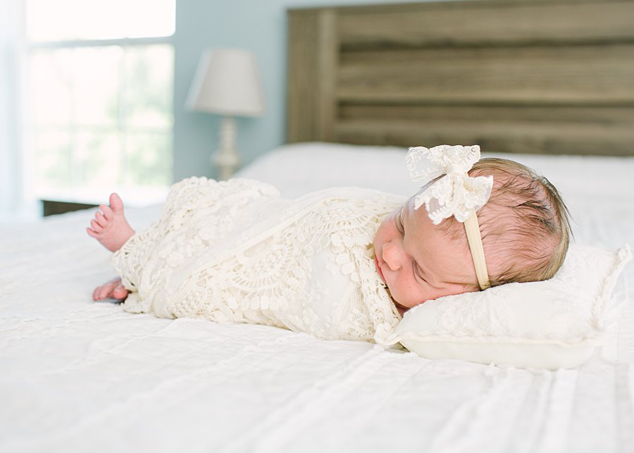 Katie Ballantine Photography. Frederick, Maryland newborn photographer. New Market newborn photographer. In home newborn photography.