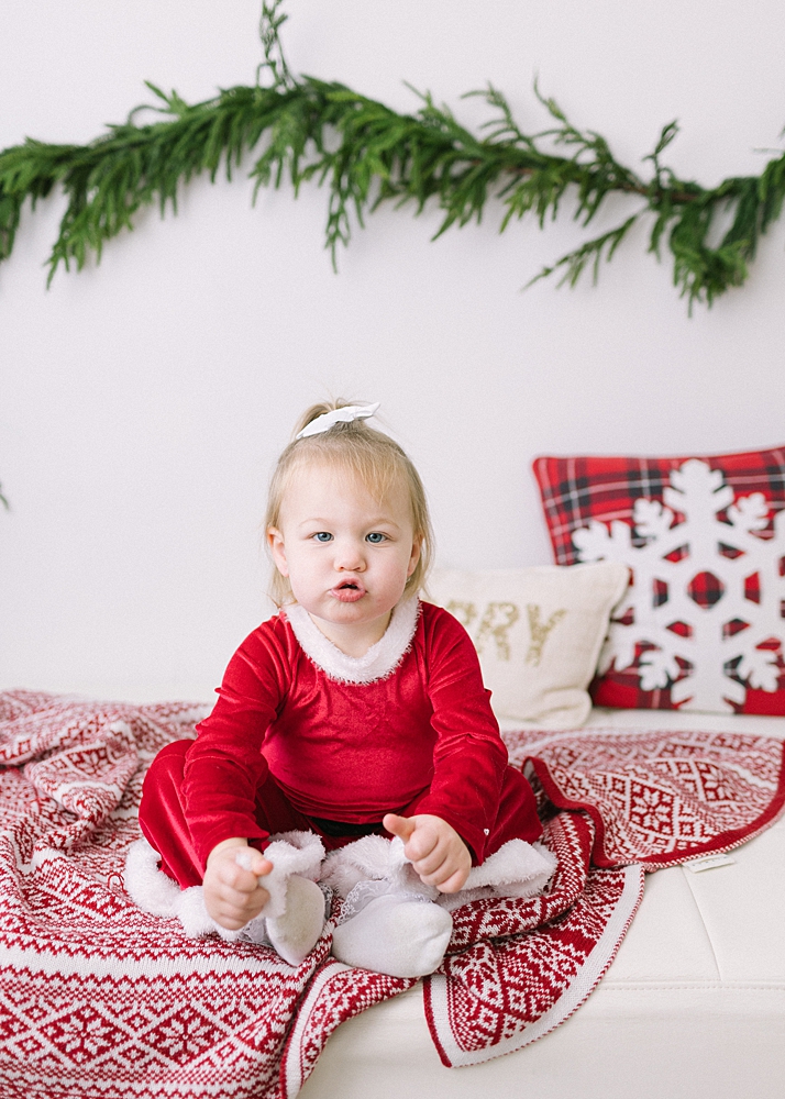 Katie Ballantine Photography. New Market Child photographer. New Market Christmas portraits. Frederick Child Photographer