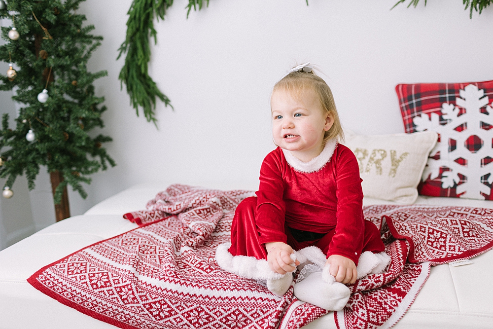 Katie Ballantine Photography. New Market Child photographer. New Market Christmas portraits. Frederick Child Photographer