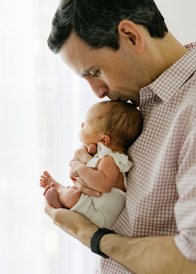 katie ballantine photography. best frederick newborn photographer. frederick newborn photographer. new market newborn photographer. organic newborn photographer. maryland organic photographer. new market baby photographer. newborn photography in frederick maryland