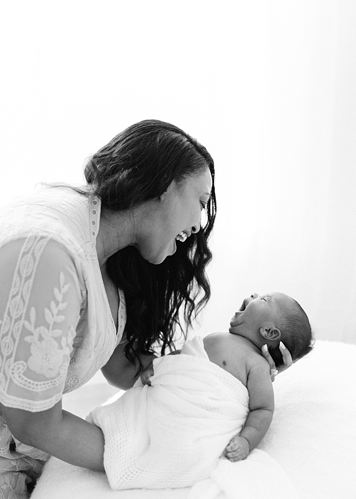 Katie Ballantine Photography. New Market Maryland Newborn photographer. Frederick newborn photographer. Frederick newborn portraits. Maryland organic newborn portraiture. new market baby photographer.