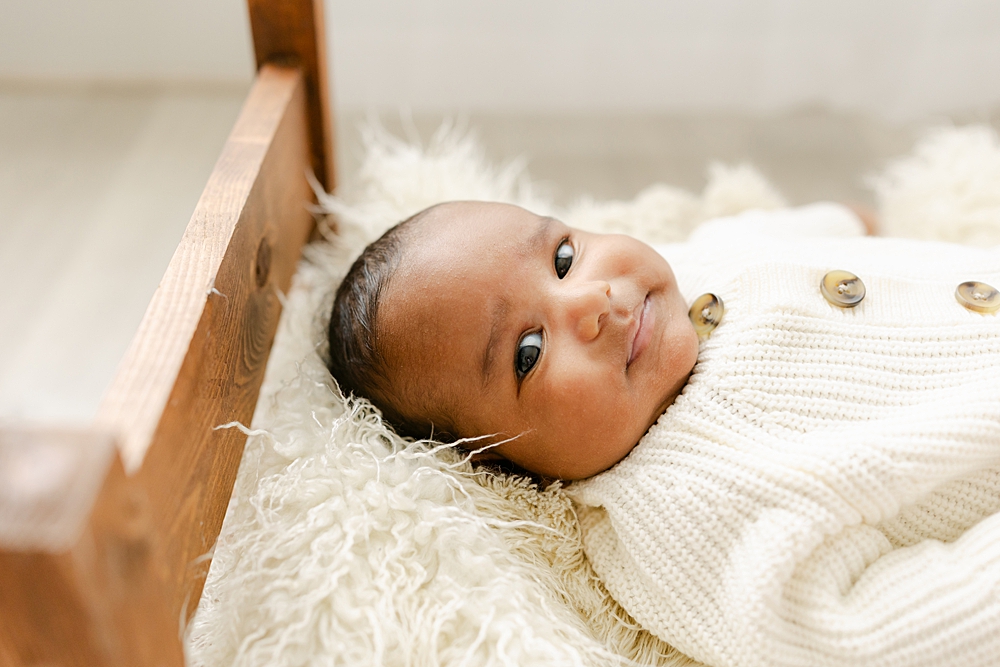 Katie Ballantine Photography. New Market Maryland Newborn photographer. Frederick newborn photographer. Frederick newborn portraits. Maryland organic newborn portraiture. new market baby photographer.
