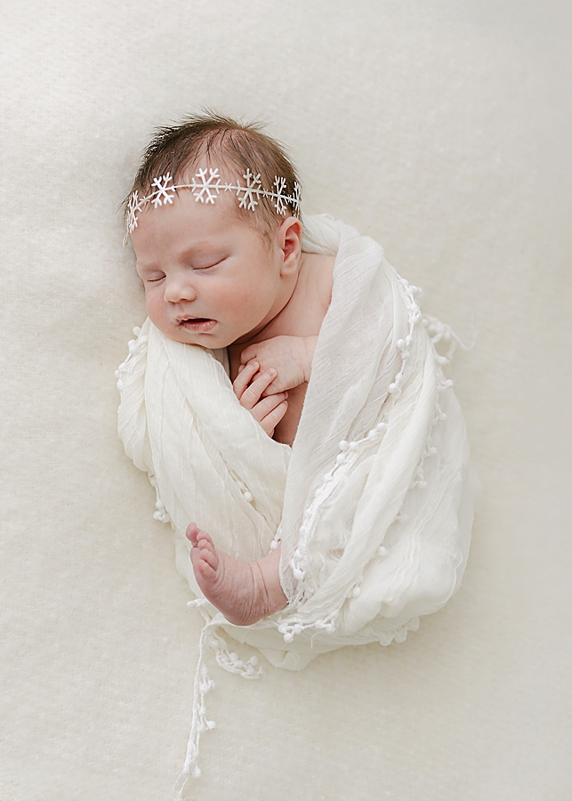 Katie Ballantine Photography. Frederick newborn photographer. New market baby photographer. New Market newborn photographer.